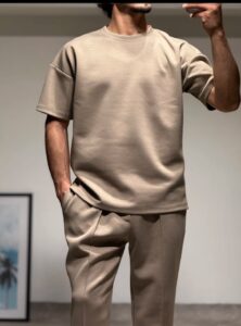 Tee-shirt néoprène beige Lostale — version oversize col rond, détail tissu
